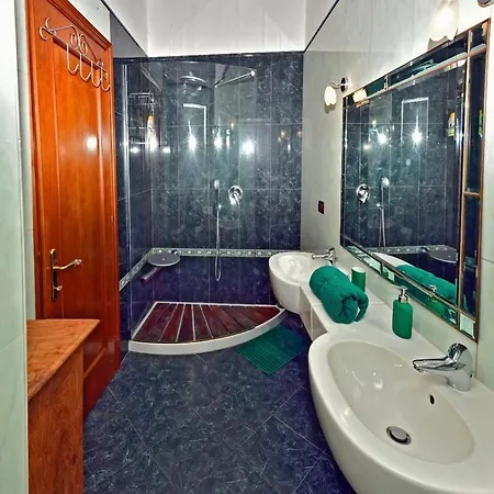 Guest house Borgo 98 Tripla Con Bagno Privato *